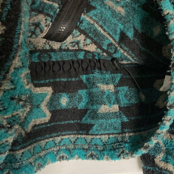 Bear Ridge Outiftters Women’s Wool Blend Fleece Jacket - Picture 4 of 5